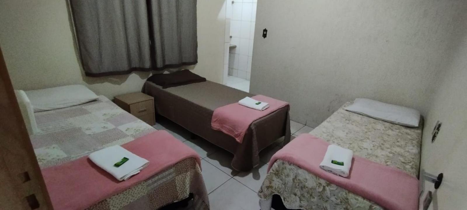 Casas De Temporadas - Hotel Recanto Do Sossego Uberlândia Szoba fotó