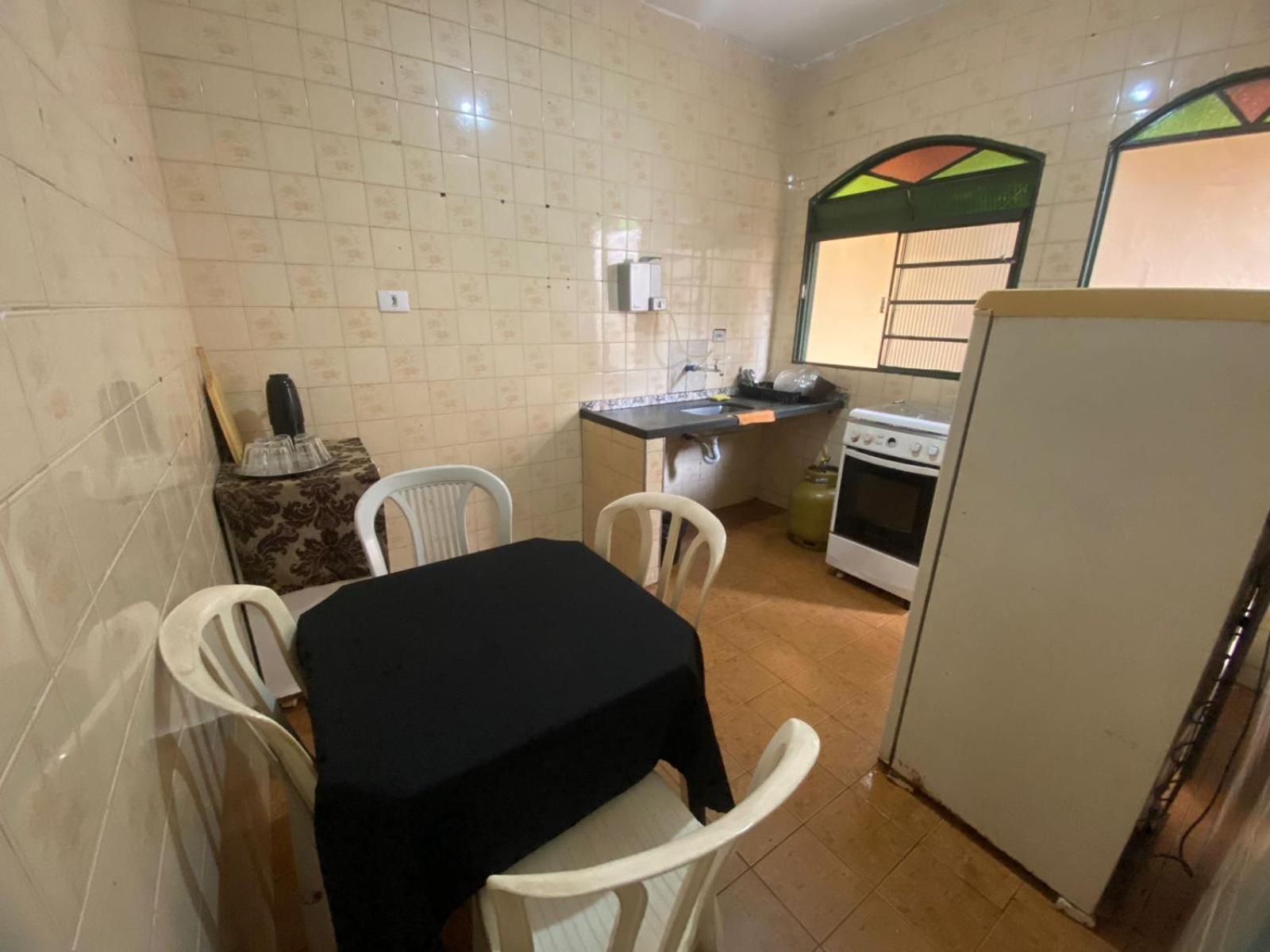 Casas De Temporadas - Hotel Recanto Do Sossego Uberlândia Szoba fotó